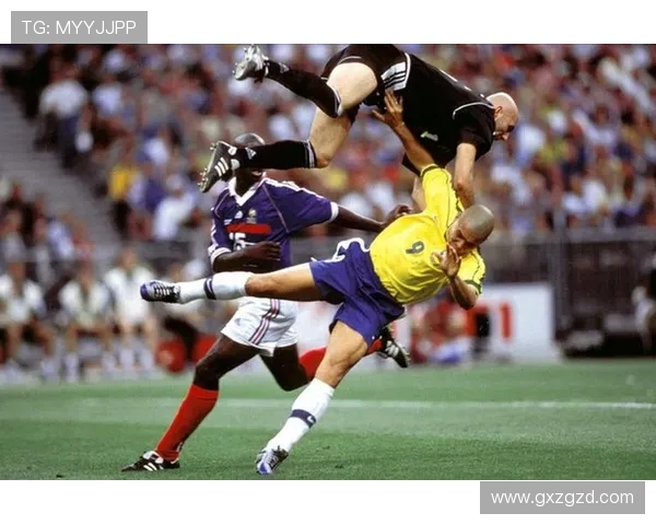 足球场上那些闪耀的27号球星盘点与传奇故事 足球场上那些闪耀的27号球星盘点与传奇故事